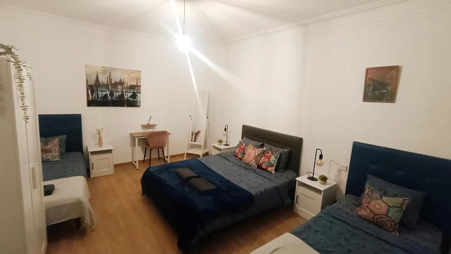Centric Room ברצלונה 0*,  ספרד